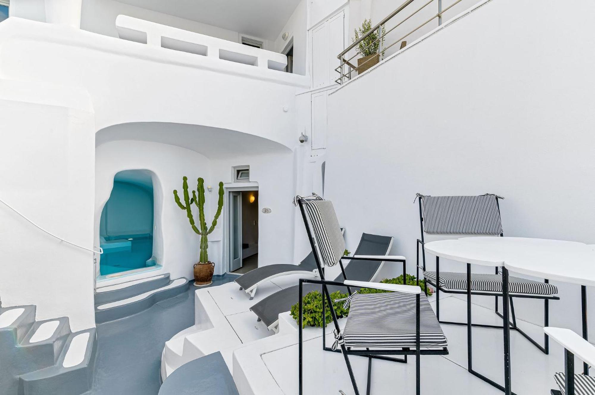 Trieris Villa & Suites Fira  Exterior foto