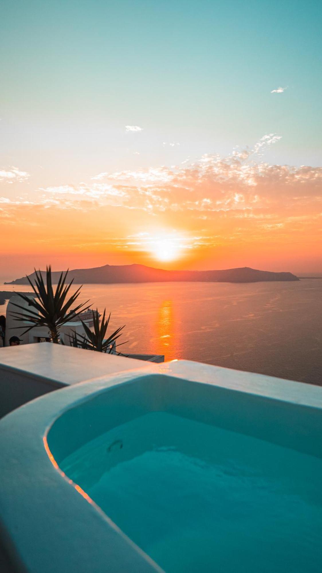 Trieris Villa & Suites Fira  Exterior foto